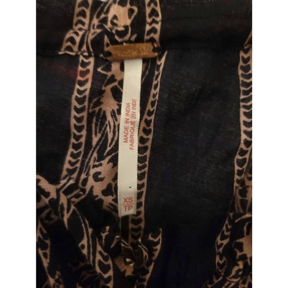 Free People Floral Peplum Blouse Ruffled Sleeves Size XS TP Black Tan - Picture 5 of 5